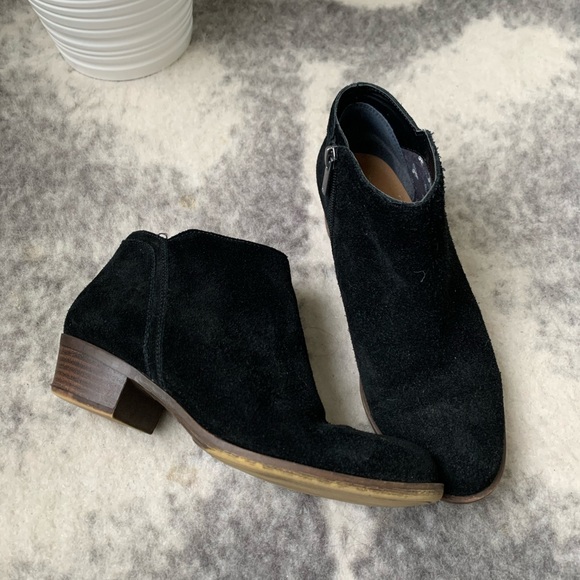 Lucky Brand Booties - Picture 1 of 4